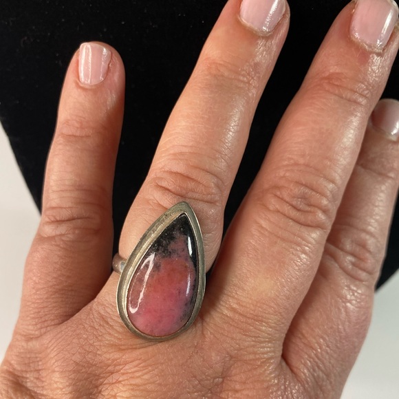 Handmade Rhodonite and Sterling Ring with Matching Pendant - Picture 3 of 5